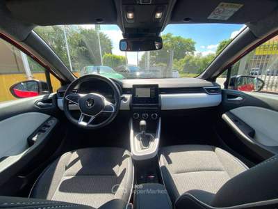 Renault Clio Clio V 2019 1.6 E-Tech full hybrid Techno 145cv auto Rosso usata Arcore