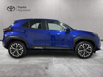 Toyota Yaris Cross 1.5 H Lounge FWD E-CVT Blu/Azzurro usata Brescia