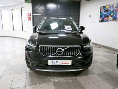 Volvo XC40 T5 Recharge Plug-in Hybrid Inscription Expression Nero usata Firenze