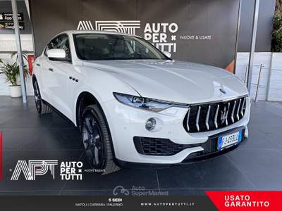 Maserati Levante Levante 3.0 V6 250cv auto Blu/Azzurro usata Carrara