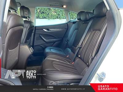 Maserati Levante Levante 3.0 V6 250cv auto Blu/Azzurro usata Carrara