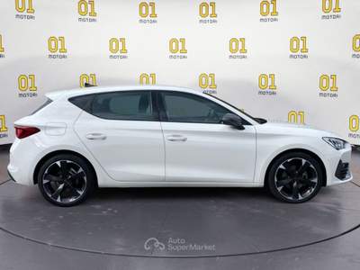 Cupra Leon 1.5 HYBRID 110kW DSG Bianco usata Pisa