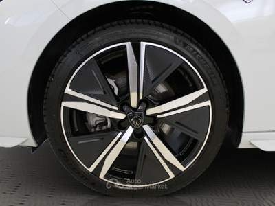 Peugeot 308 SW GT Hybrid 145 e-DCS6 Bianco usata Venezia