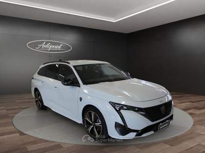 Peugeot 308 SW GT Hybrid 145 e-DCS6 Bianco usata Venezia