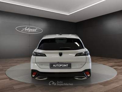 Peugeot 308 SW GT Hybrid 145 e-DCS6 Bianco usata Venezia