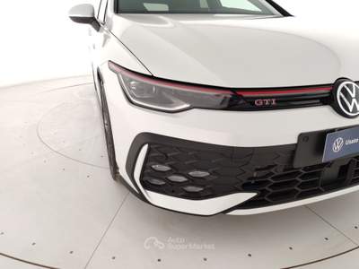 Volkswagen Golf 2.0 TSI GTI DSG Bianco usata Massa