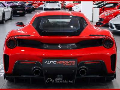 Ferrari 488 Pista|FULL CARBON SPEC Rosso usata Vergiate