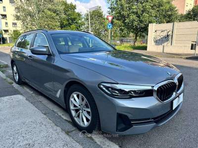 BMW Serie 5 520i 520 i Touring mhev 48V Business - AUT/NAV/PDC/LED/CARPLAY Grigio usata Sesto San Giovanni