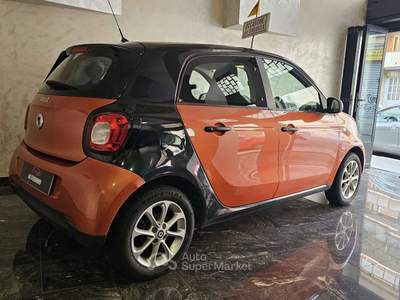 Smart ForFour Forfour II 2015 1.0 Proxy 71cv usata Milano