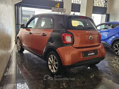 Smart ForFour Forfour II 2015 1.0 Proxy 71cv usata Milano