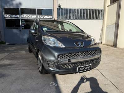 Peugeot 107 Buone Condizioni Grigio usata Crema