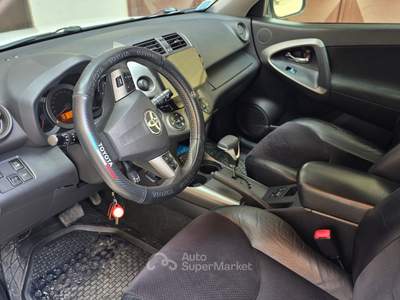 Toyota RAV4 RAV4 D-4D, perfetta e super accessoriata usata Torremaggiore