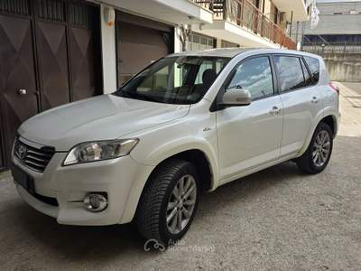 Toyota RAV4 RAV4 D-4D, perfetta e super accessoriata usata Torremaggiore