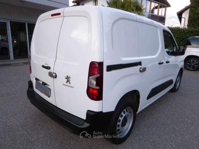 Peugeot Partner 1,5HDI 102CV AUTOCARRO 3 POSTI Bianco usata Lagundo