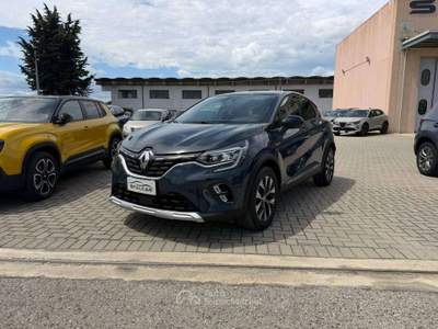 Renault Captur Captur II 2023 1.0 tce Techno 90cv Blu/Azzurro usata Savignano sul Rubicone