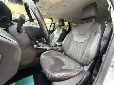Ford Focus 2.0 TDCi 150 CV Automatica  SW Titanium X Bianco usata Crema