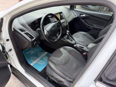 Ford Focus 2.0 TDCi 150 CV Automatica  SW Titanium X Bianco usata Crema