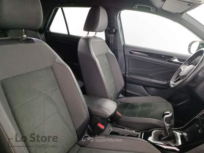 Volkswagen T-Roc 1.0 tsi style 110cv Blu/Azzurro usata Pisa