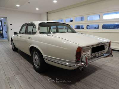 Jaguar XJ 6 4.2 CAMBIO AUTOMATICO - ISCRITTA ASI CON C.R.S. – SUPERPREZZO (1971) Bianco usata Grumello del Monte