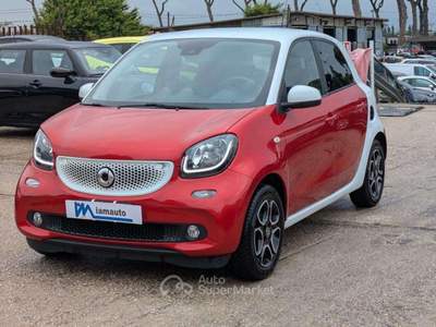 Smart ForFour Youngster Turbo 0.9cc 90cv NAVIG. RETROCAMERA Rosso usata Roma