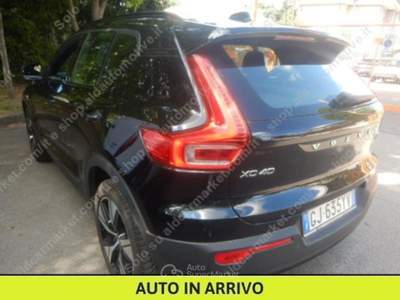 Volvo XC40 1.5 T5 plug-in-hybrid R-design auto my21 Nero usata Parma