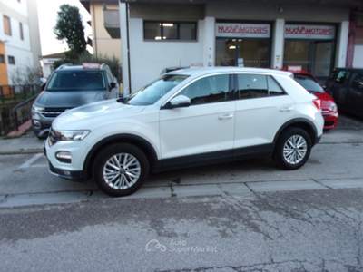 Volkswagen T-Roc Business BlueMotion Techn usata Montecatini-Terme