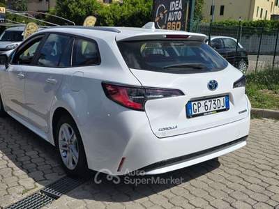 Toyota Corolla Touring Sports 1.8h Active cvt PROMO FINANZIAMENTO Bianco usata Roma
