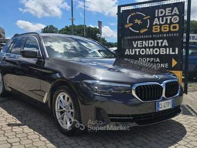 BMW Serie 5 520d 520 Touring LCI 520d Touring Business PROMOFINANZIAMEN Grigio usata Roma