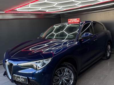 Alfa Romeo Stelvio 2.2 TD 190 CV Q4 Executive 10/2018 Blu/Azzurro usata Teverola