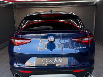 Alfa Romeo Stelvio 2.2 TD 190 CV Q4 Executive 10/2018 Blu/Azzurro usata Teverola