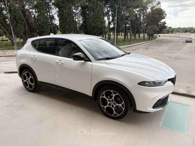 Alfa Romeo Tonale 1.5 130 CV MHEV TCT7 Sprint. Bianco usata Carovigno