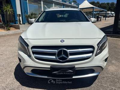 Mercedes-Benz GLA CDI Sport 136CV Bianco usata Santeramo in Colle