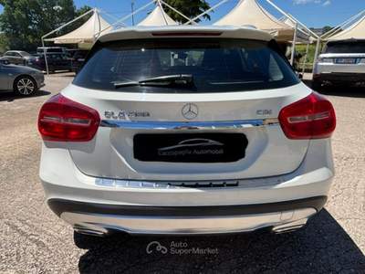 Mercedes-Benz GLA CDI Sport 136CV Bianco usata Santeramo in Colle