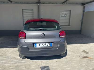 Citroen C3 C3 III  1.2 puretech Shine s Grigio usata Oleggio