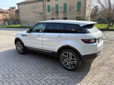 Land Rover Range Rover Evoque Range Rover Evoque 5p 2.0 td4 SE Dynamic 150cv my18 MOTORE NUOVO Bianco usata Guastalla
