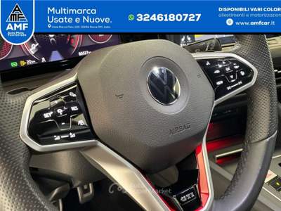 Volkswagen Golf VIII GTI 2.0 TSI DSG *DCC*IQ.Light*Navi* Bianco usata Roma