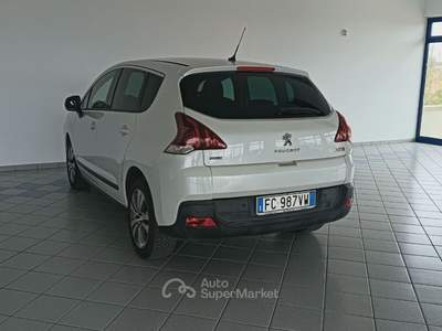 Peugeot 3008 S&S Business Bianco usata Galatina