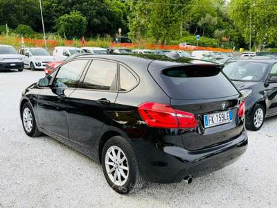 BMW Serie 2 218d 218 218d Coupé Advantage Nero usata Massarosa