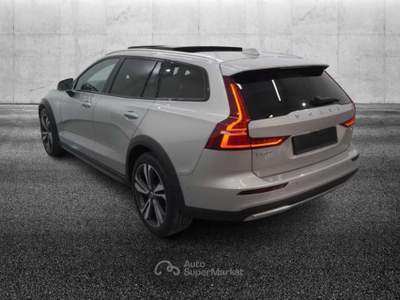 Volvo V60 Cross Country 197cv Grigio usata Pieve di Cento