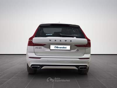 Volvo XC60  2.0 d4 r-design awd geartronic my18 Bianco usata Firenze