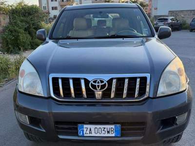 Toyota Land Cruiser Land Cruiser kdj120 Wagon 3.0 d-4d auto my05 Grigio usata Grottaglie