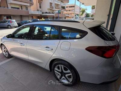 Ford Focus Focus V 2022 SW SW 1.5 ecoblue Business 120cv Grigio usata Grottaglie
