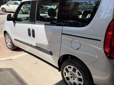 Fiat Doblò Doblo 1.6 mjt 16v Lounge s Argento usata Grottaglie