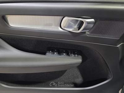 Volvo XC40  2.0 d3 business plus awd geartronic my20 Grigio usata Firenze