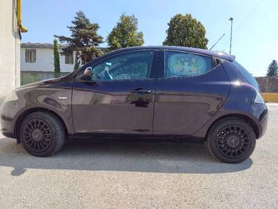 Lancia Ypsilon Lancia Ypsilon Elefantino GPL  Lilla usata Isola Vicentina