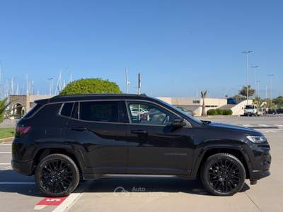 Jeep Compass S 240CV PHEV 4XE FULL BLACK+TETTO+4TELEC360 Nero usata Civitavecchia