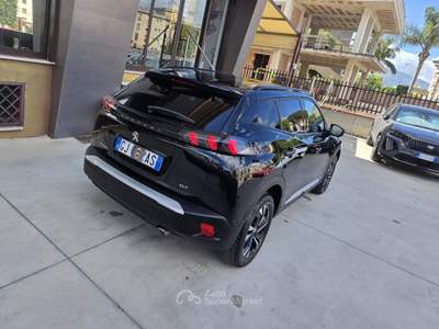 Peugeot 2008 S&S EAT8 GT Nero usata Brusciano
