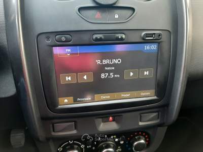 Dacia Duster 1.6 110cv 4x2 GPL Bianco usata Castelnovo di Sotto