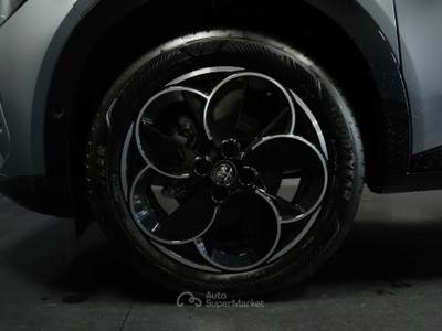Alfa Romeo Junior ALFA ROMEO JUNIOR 1.2 136CV(145CV) Hybrid Q4 eDCT6 Grigio usata Teano