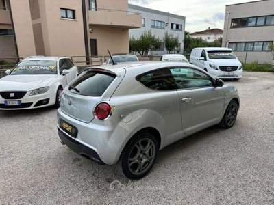 Alfa Romeo MiTo MiTo 1.3 jtdm Distinctive 85cv Argento usata Fano